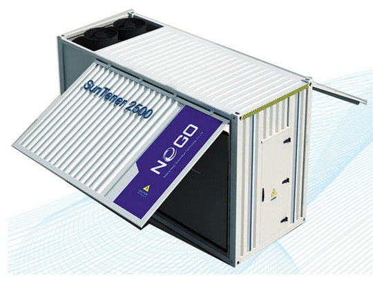 集中式與分布式并駕齊驅(qū)   降成本與提效率齊抓共舉——北京能高2014 SNEC成果展(圖1)