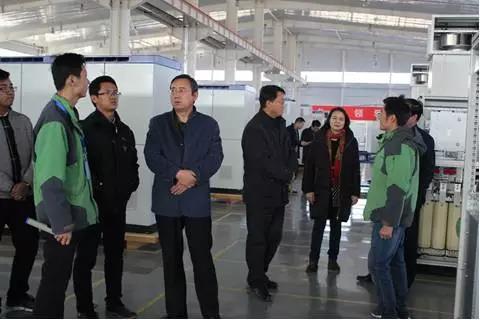 青海省副省長(zhǎng)王黎明到青海能高公司進(jìn)行實(shí)地調(diào)研(圖3) 青海省副省長(zhǎng)王黎明到青海能高公司進(jìn)行實(shí)地調(diào)研(圖3)