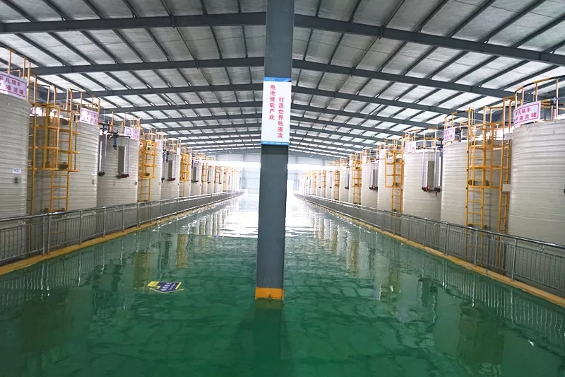 湖北棗陽全釩液流電池光儲用一體化電站項目首期竣工投運(圖1) 湖北棗陽全釩液流電池光儲用一體化電站項目首期竣工投運(圖1)